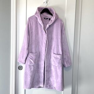 Lands' End Girls Lavender hooded Plush Robe Size 16